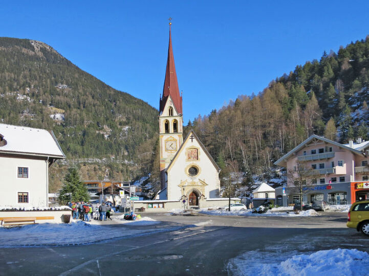 Charming Villa Retreat in the Heart of Tirol, 1202