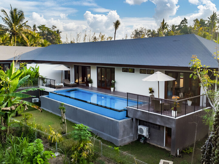 Pala Ubud - Villa Seraya A - Modern classic tropical riverside villa