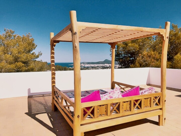 Stunning 5 Bedroom Villa, Ibiza Villa 1308