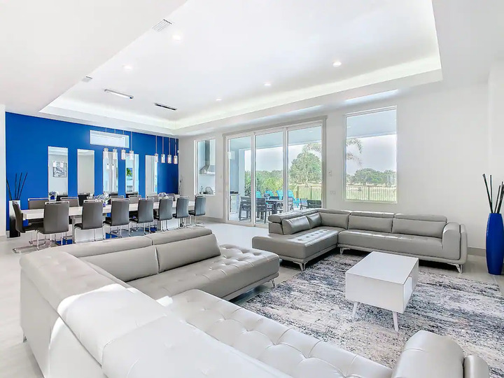 5 Star Villa Lucentia – Radiance in Every Moment