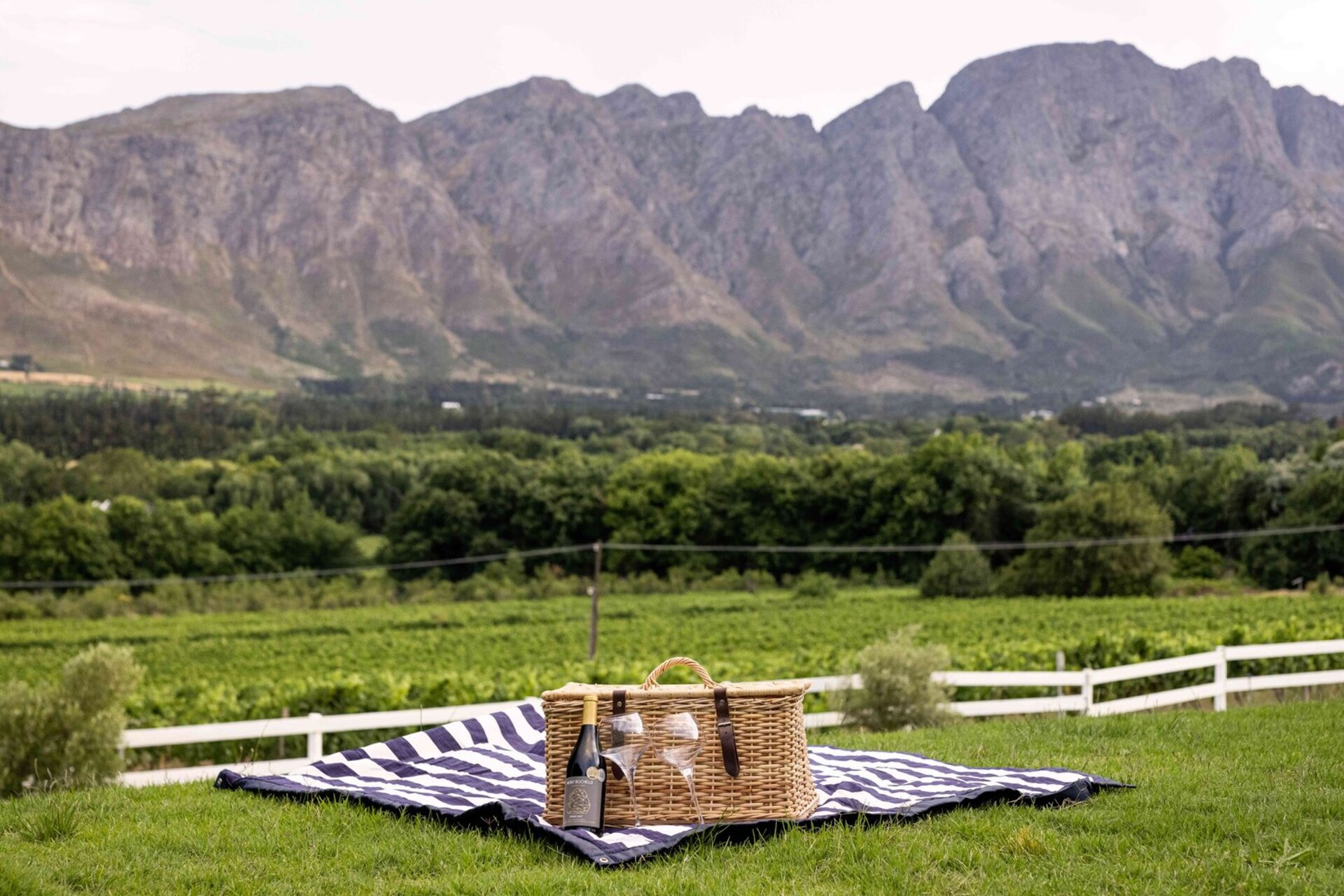 Breathtaking Views & Tranquil Luxury at Mont Rochelle, 1027
