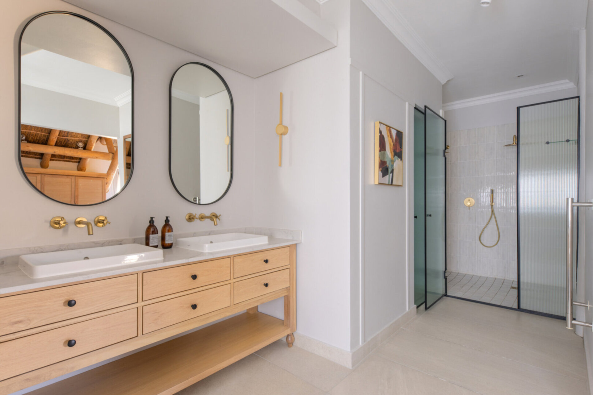 Breathtaking Views & Tranquil Luxury at Mont Rochelle, 1027