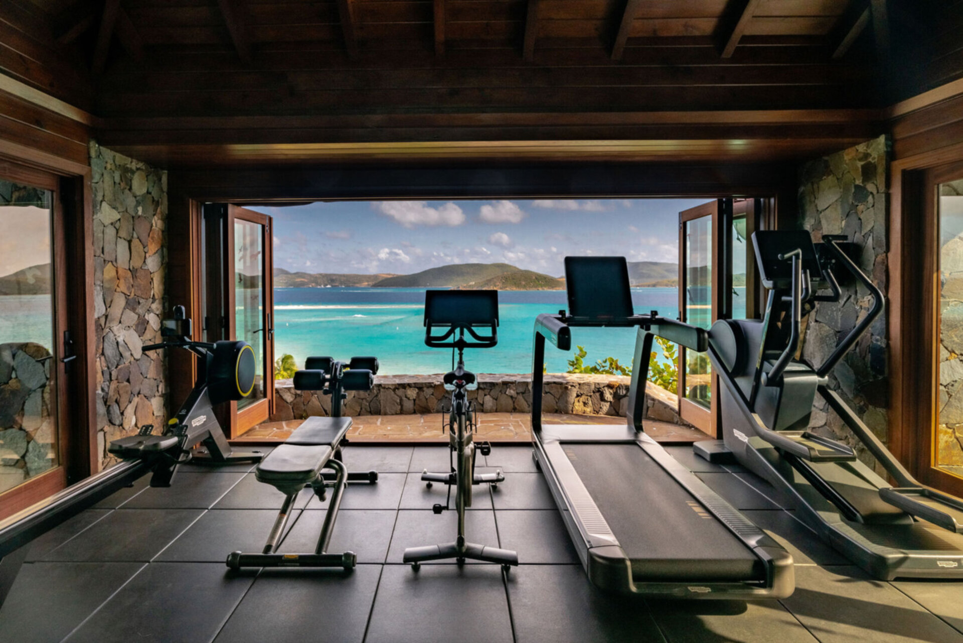 Private Haven Suite 1006