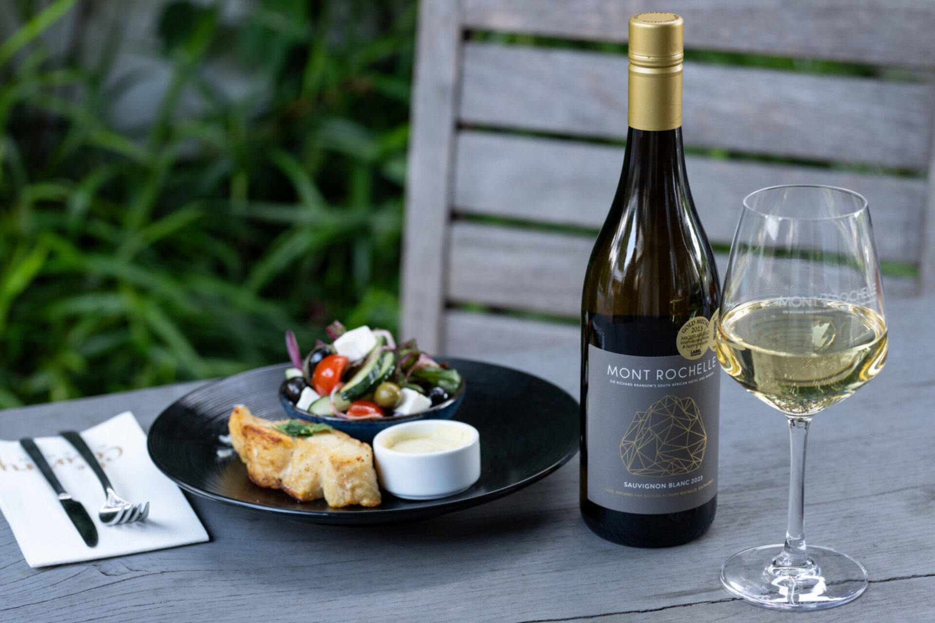 Viognier Room 1063