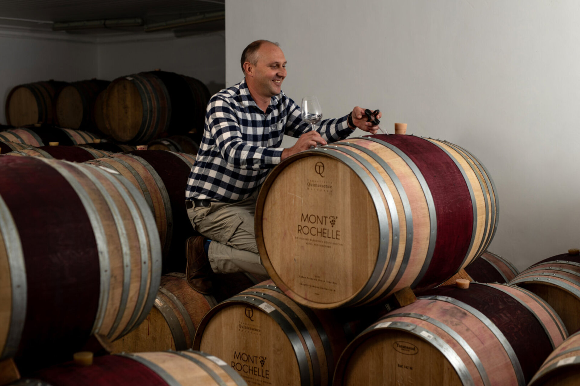 Viognier Room 1063