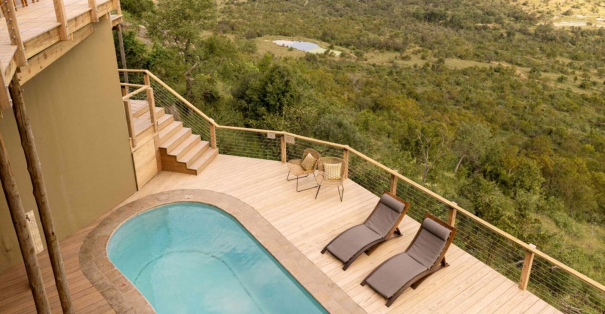 Luxurious Family Suite with Private Pool & Views 1052