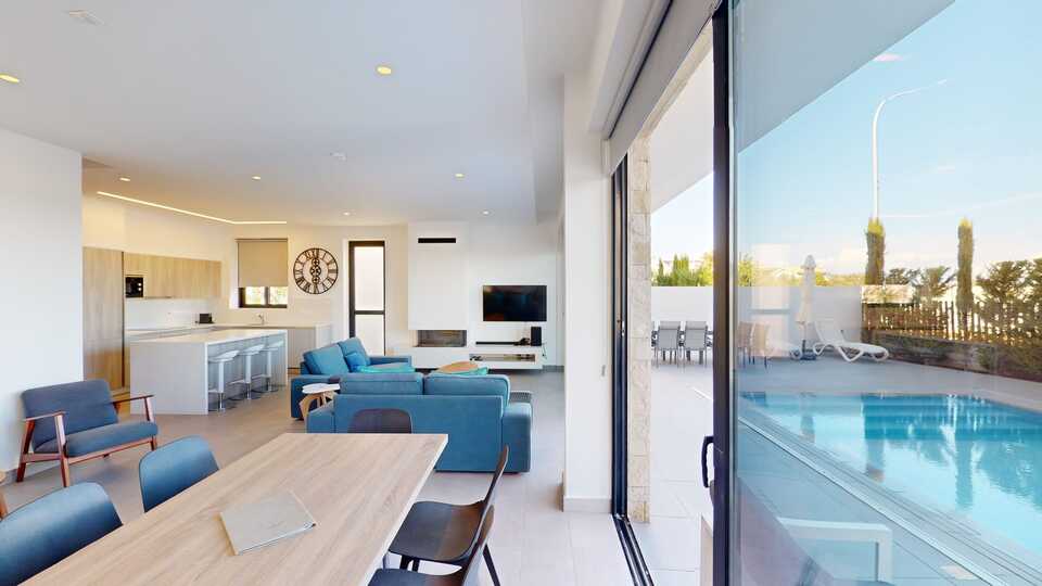 Luxury Coastal Escape | Villa 1033