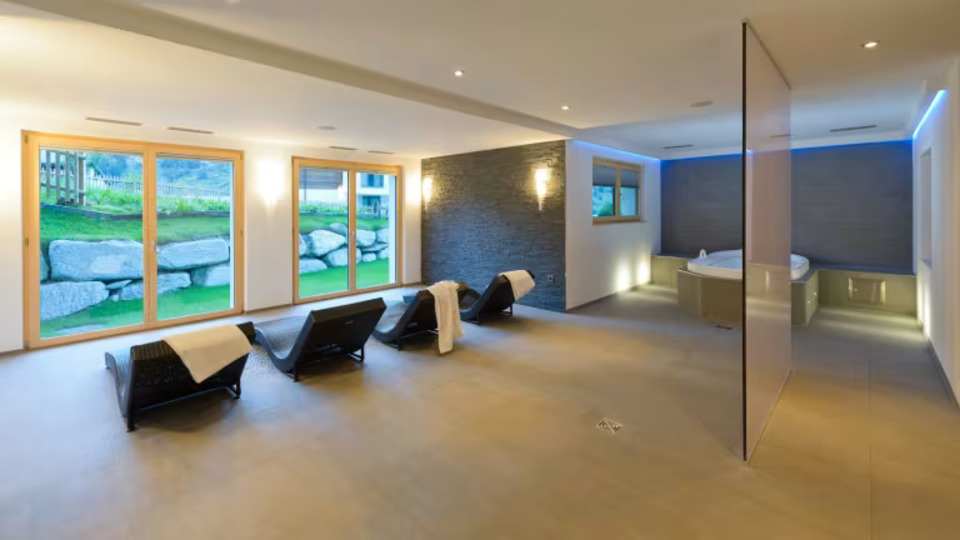 Spacious 3BR Apartment with Balcony in Zermatt, Zermatt Apartment 1238