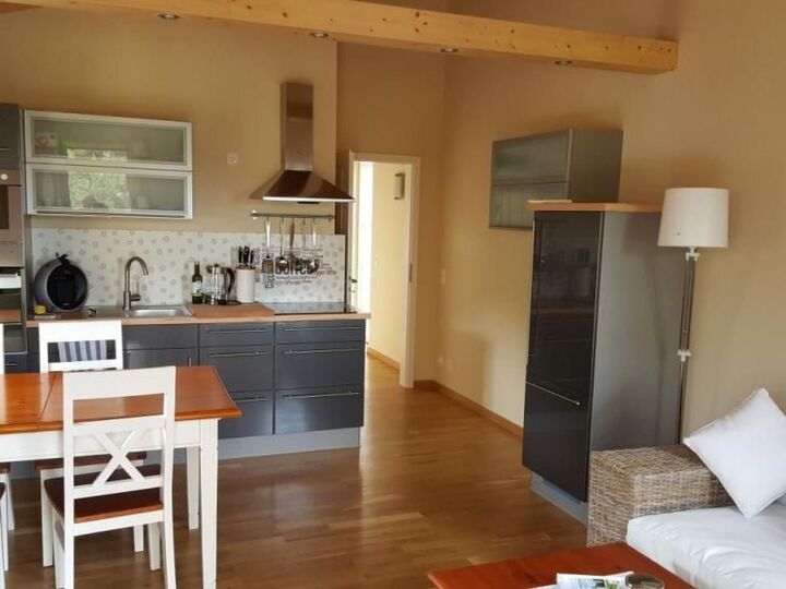 Exclusive 1-Bed Apartment in Klagenfurt-Land, Sleeps 2, 1052