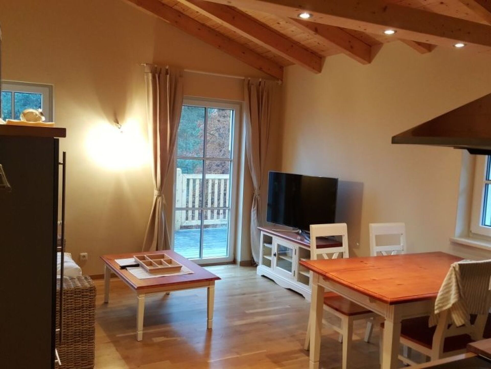 Exclusive 1-Bed Apartment in Klagenfurt-Land, Sleeps 2, 1052