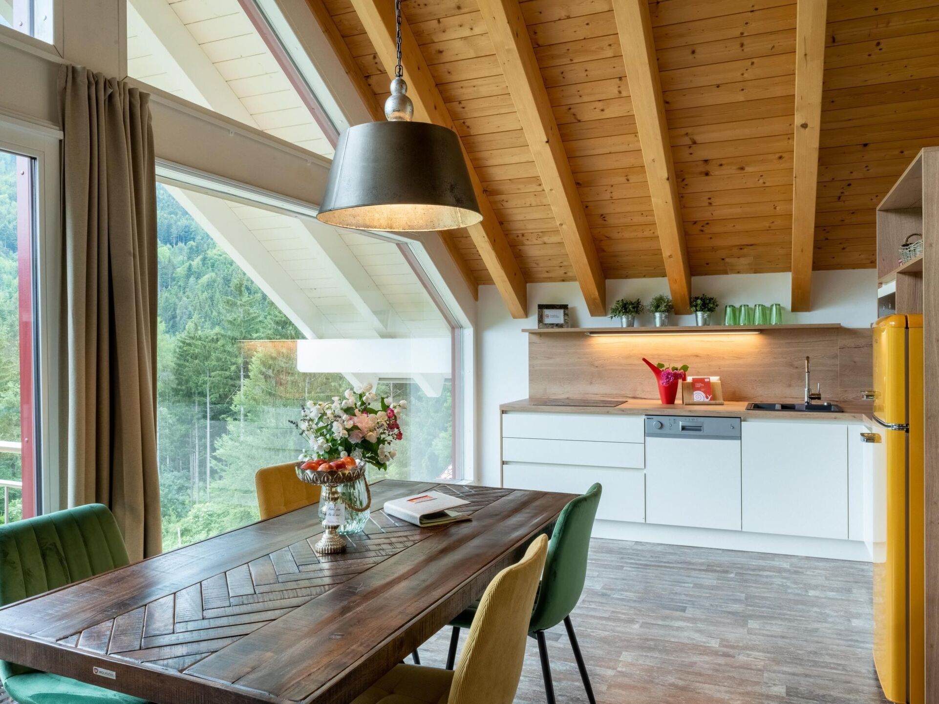 Kitchen / Dining Room