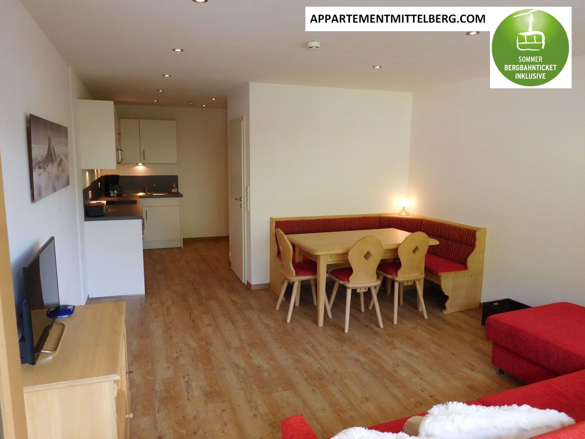 Beautiful 1-Bed Apartment in Bregenz, Sleeps 4, 1036
