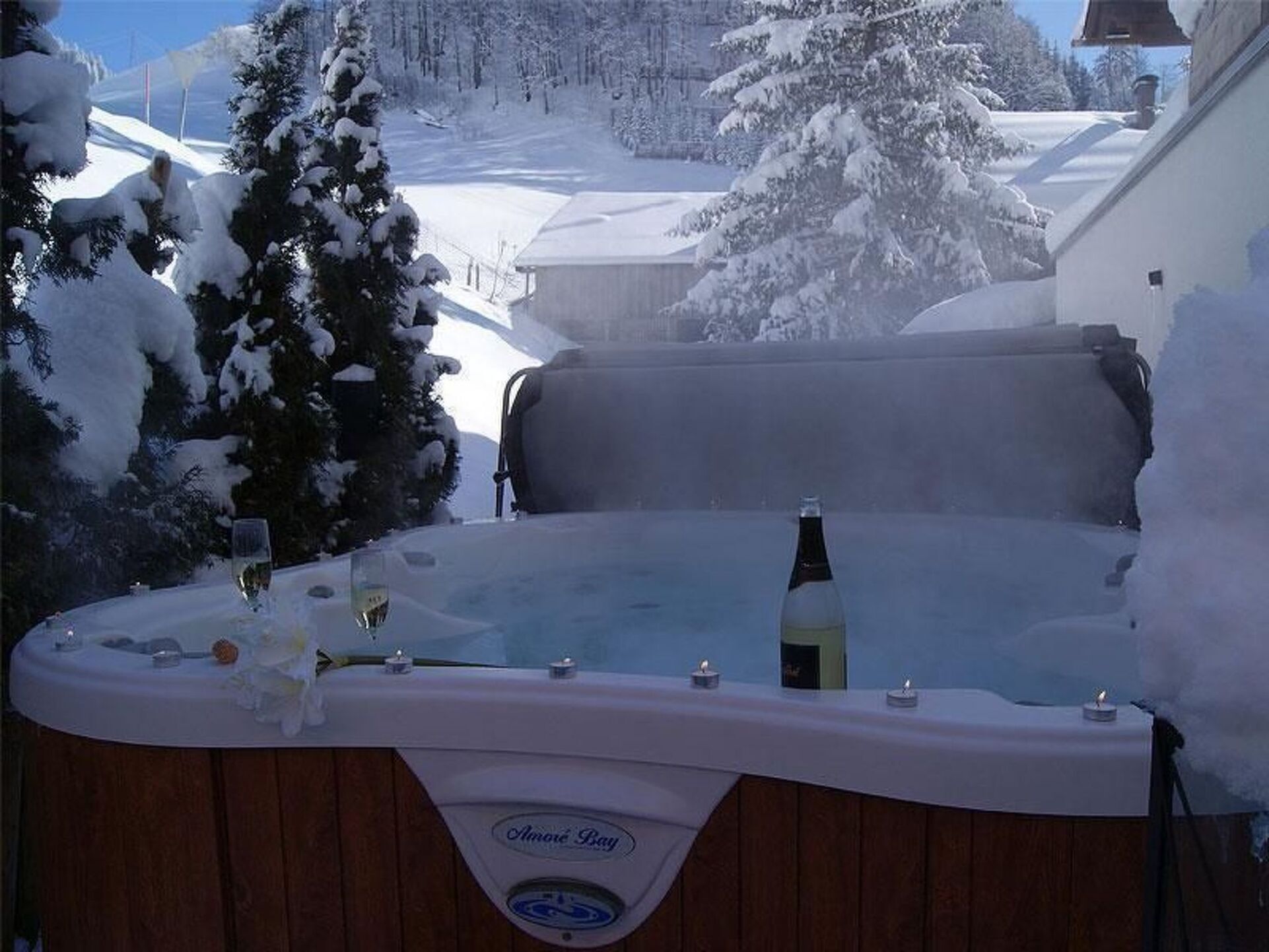 Spacious 2-Bed Apartment in Bregenz, Sleeps 4, 1028