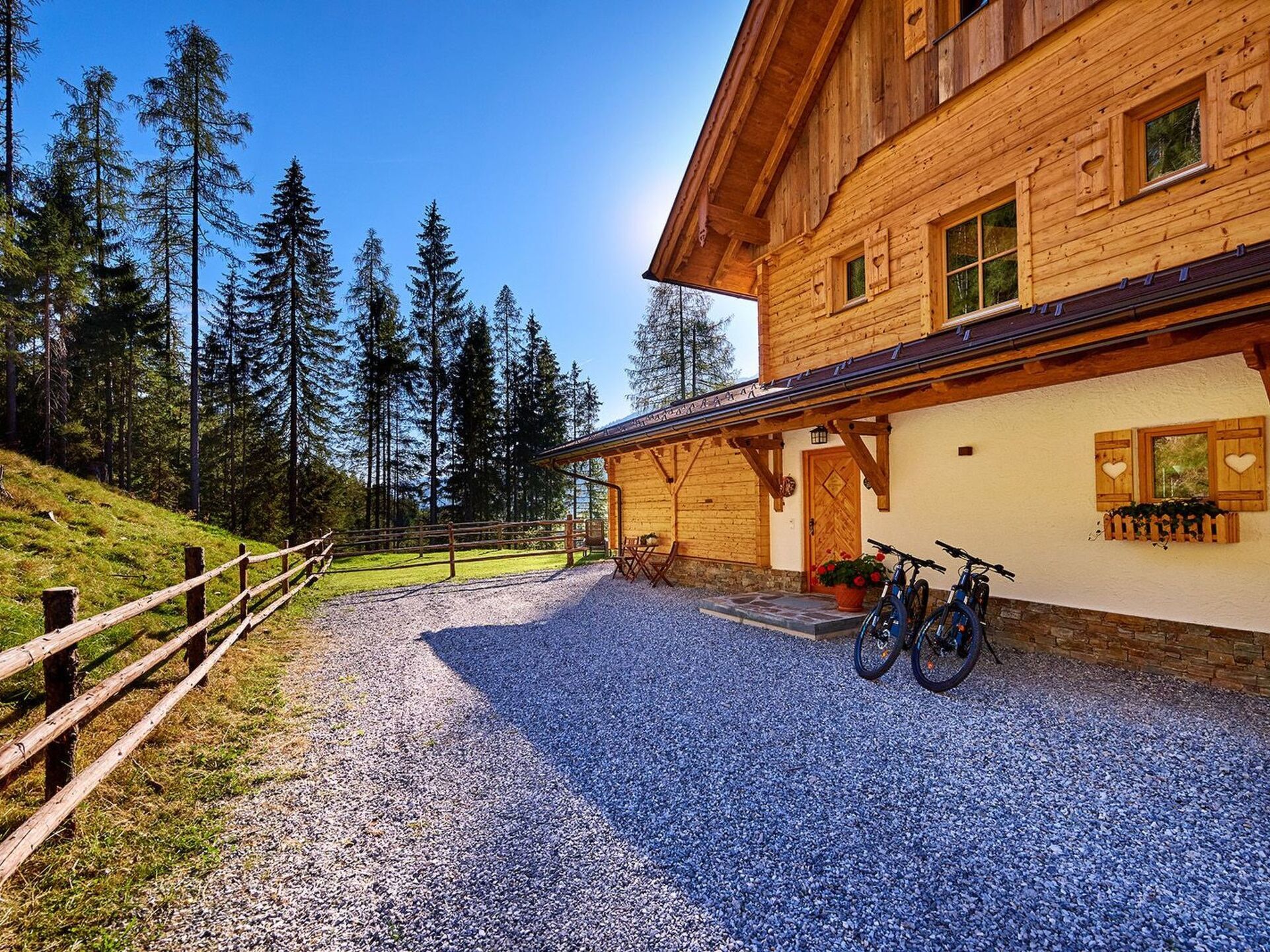 3-Bed House in Sankt Johann im Pongau, Sleeps 6, 1096