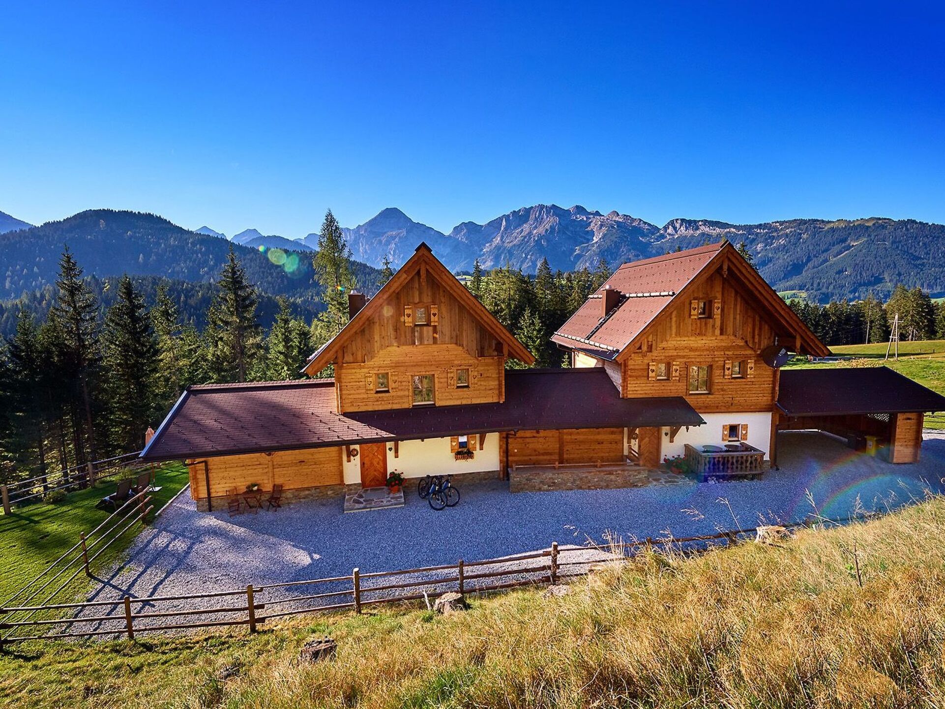 3-Bed House in Sankt Johann im Pongau, Sleeps 6, 1096