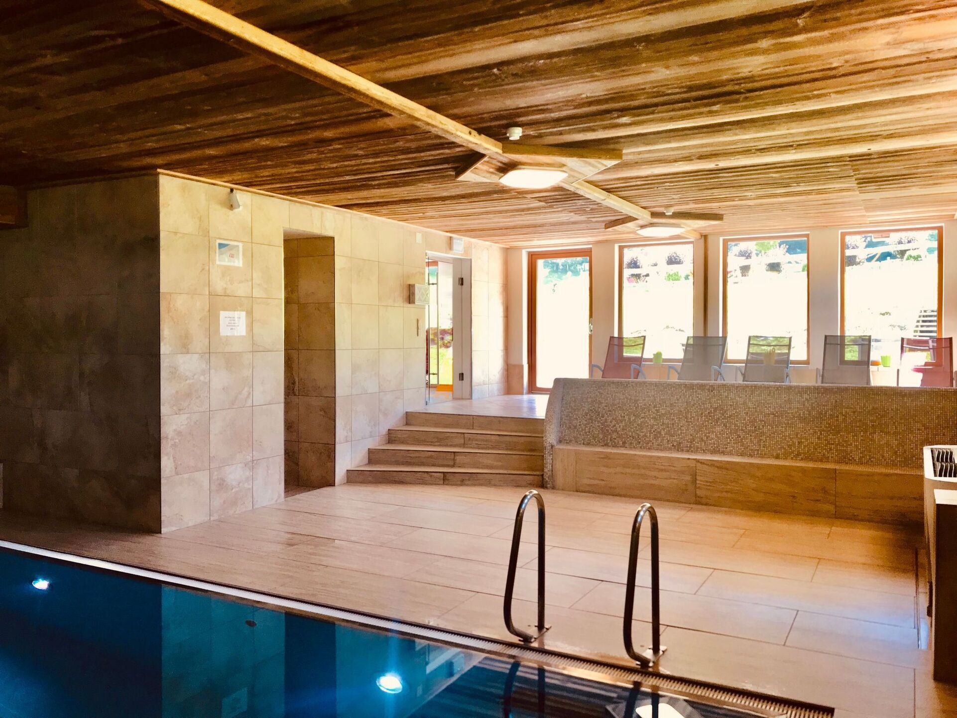 Pool Indoor