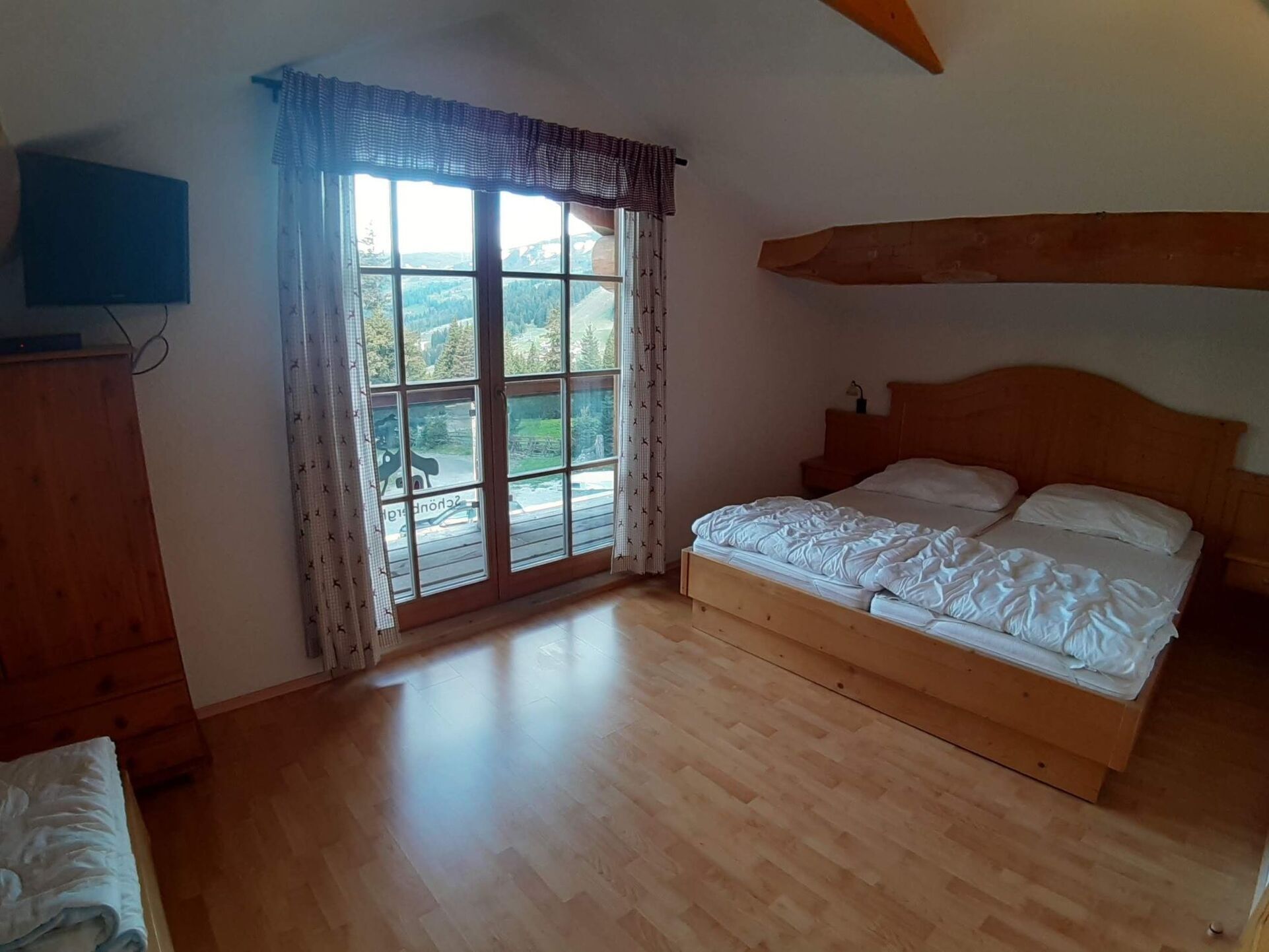 3-Bed House with Mountain View in Murau, Sleeps 8, 1105