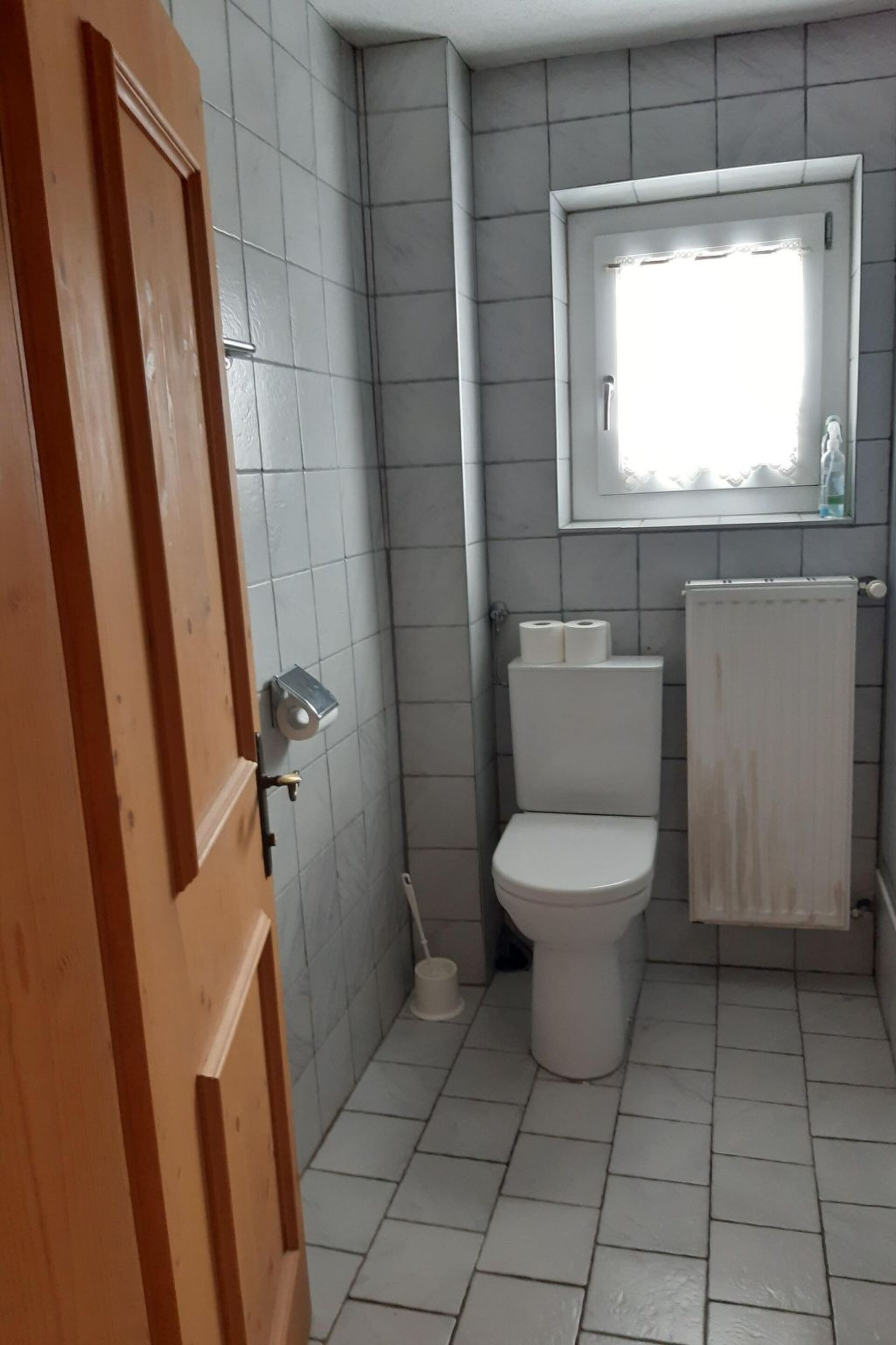 Serene 2-Bed Apartment in Reutte, Sleeps 4, 1127