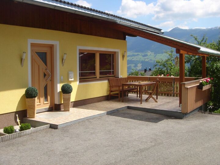 Stunning 3-Bed House in Schwaz, Sleeps 6, 1122, Fügenberg, Austria