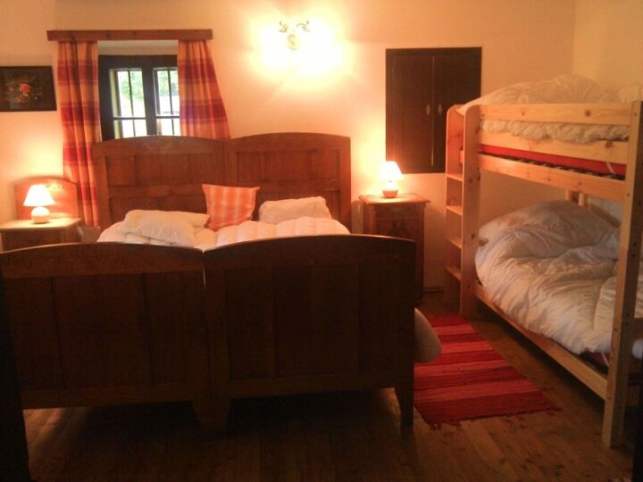 Serene 2-Bed Apartment in Tamsweg, Sleeps 6, 1104
