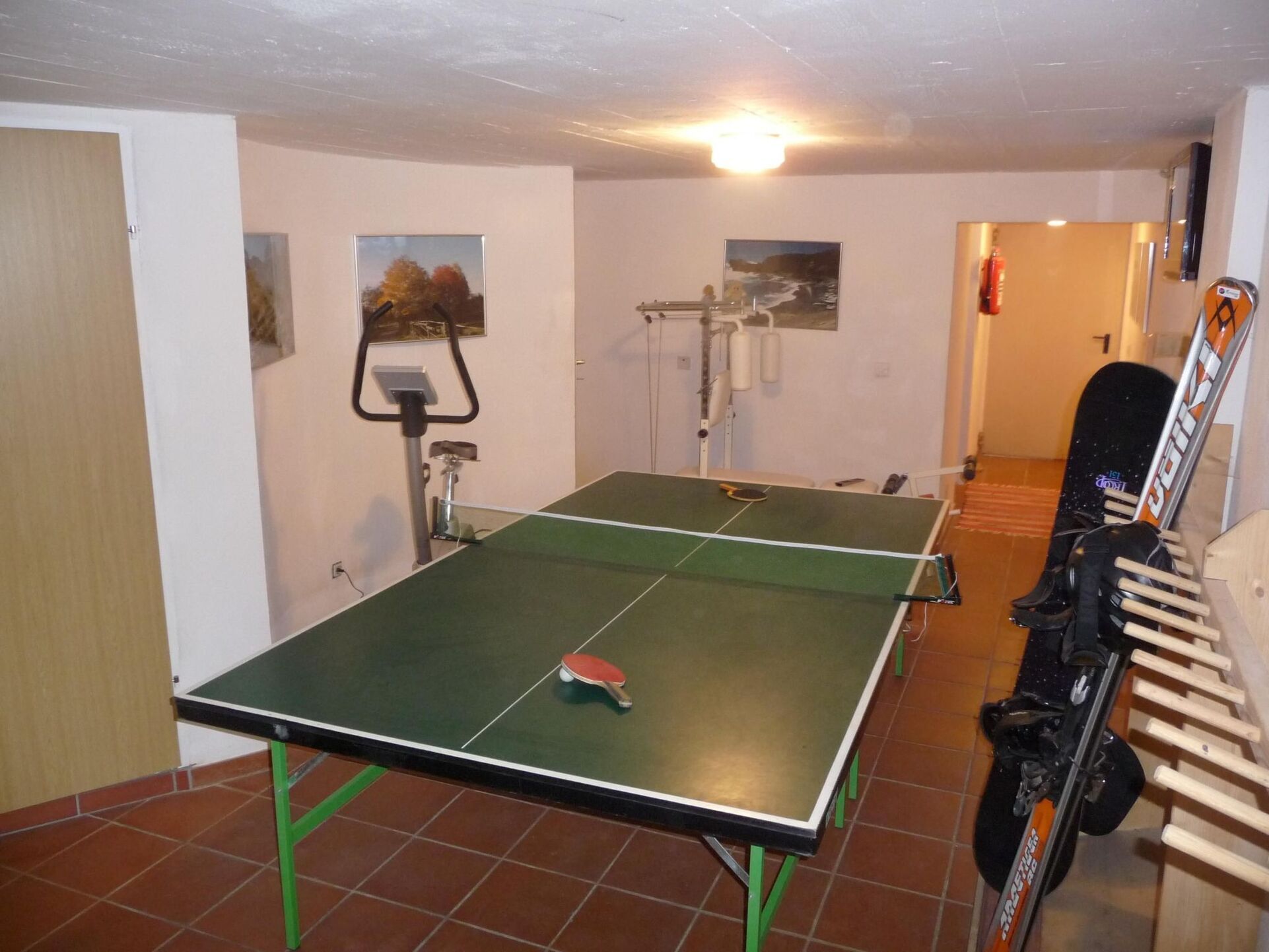 2-Bed Apartment in Sankt Johann im Pongau, Sleeps 6, 1105
