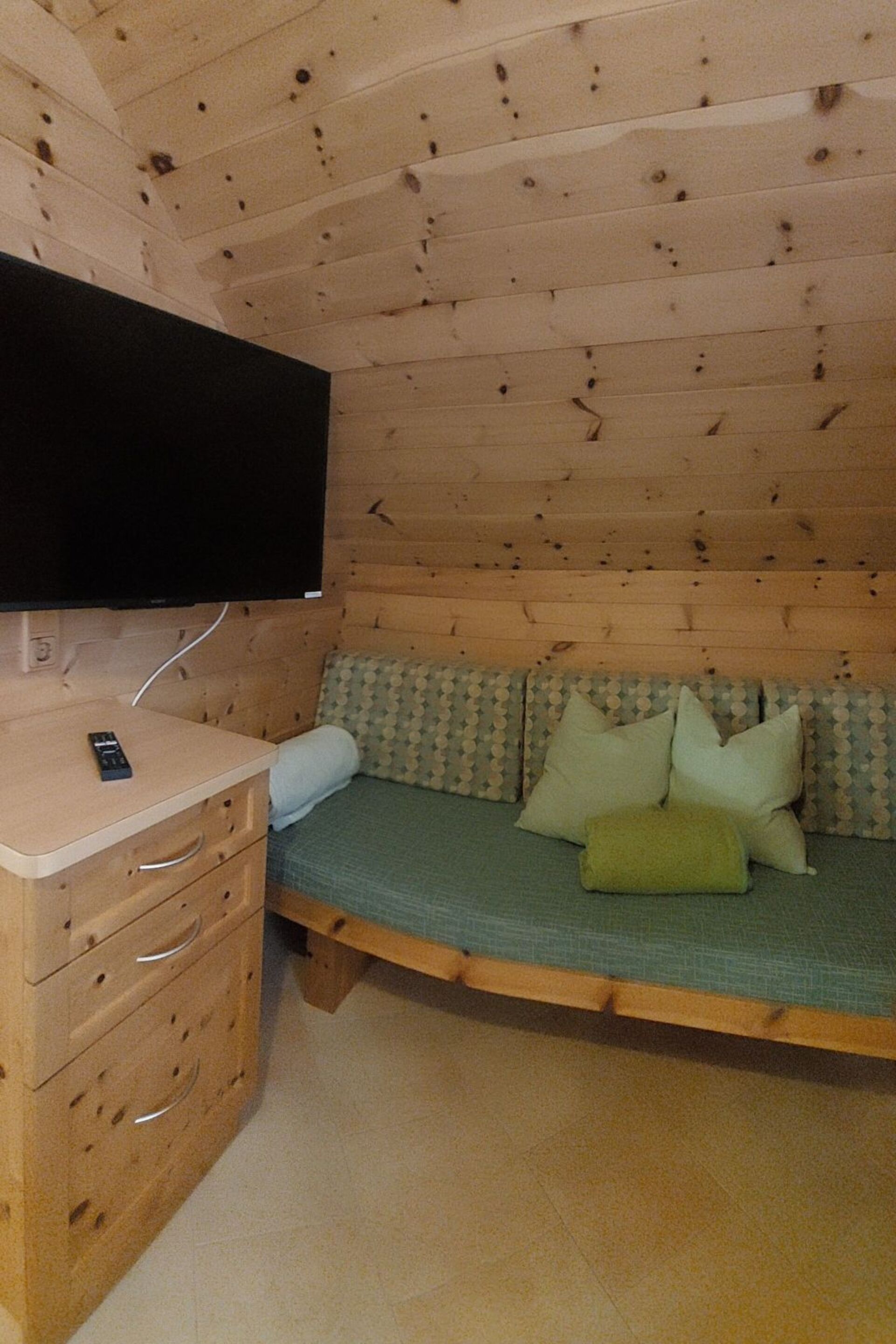 2-Bed House in Wolfsberg District, Sleeps 6, 1025