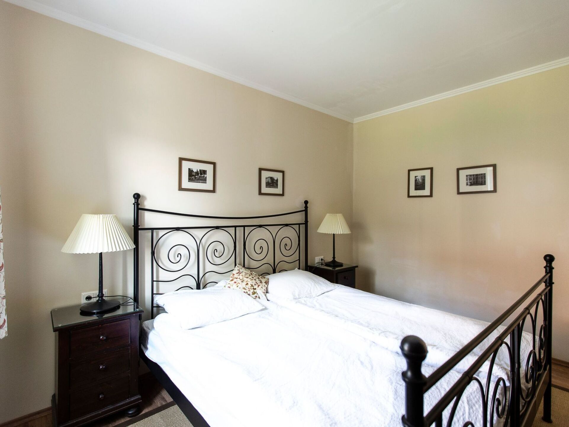 Exclusive 2-Bed Apartment in Voitsberg, Sleeps 4, 1126