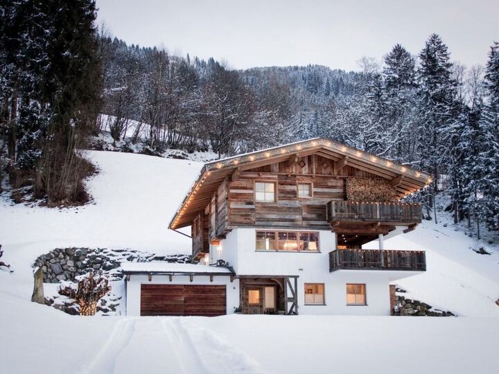 4-Bed House with Mountain View in Schwaz, Sleeps 8, 1175, Hart im Zillertal, Austria