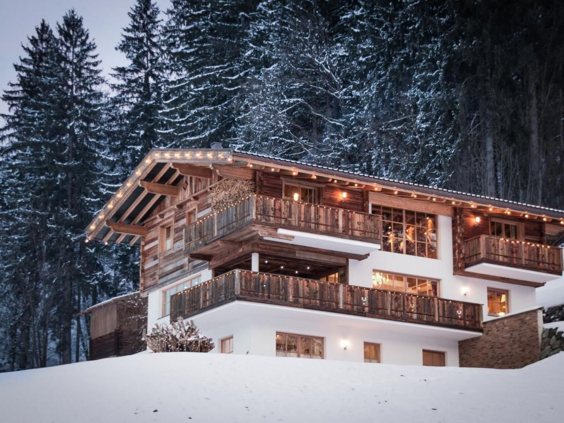 4-Bed House with Mountain View in Schwaz, Sleeps 8, 1175