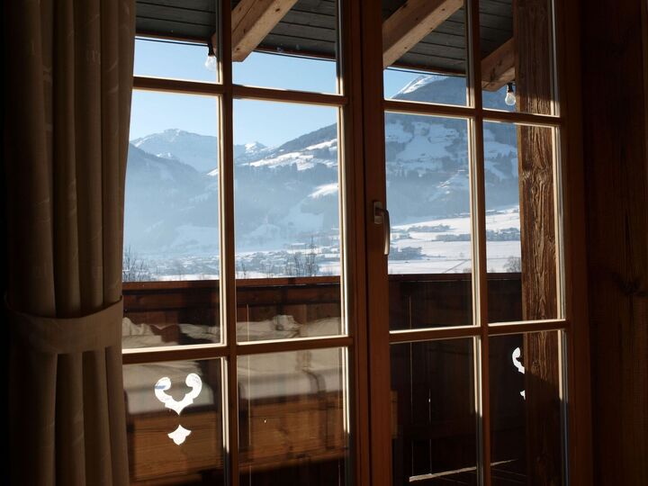 4-Bed House with Mountain View in Schwaz, Sleeps 8, 1175