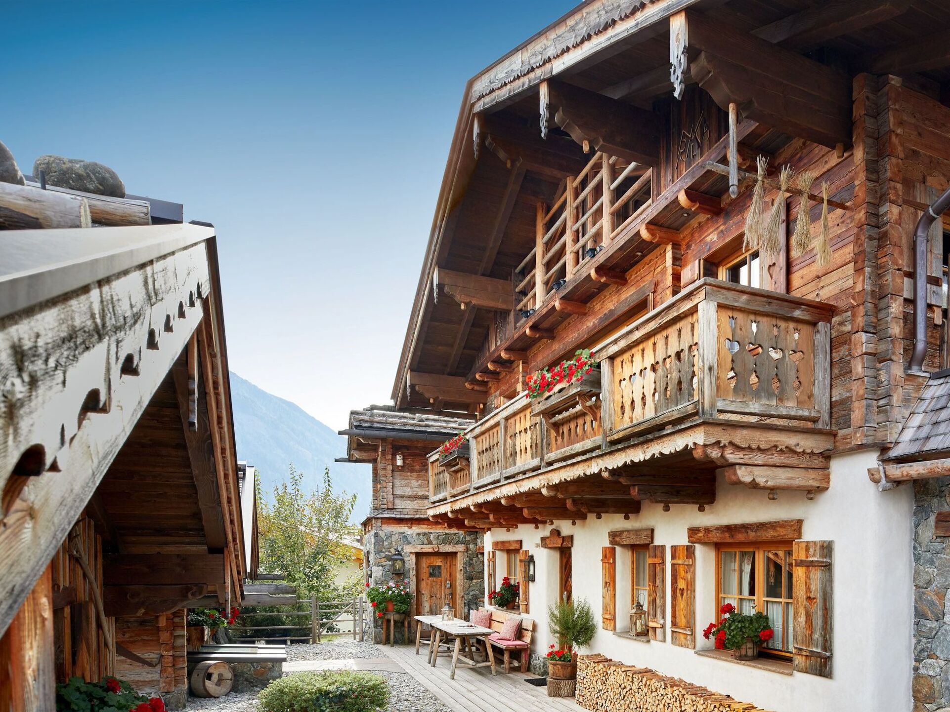 4-Bed House in Sankt Johann im Pongau, Sleeps 10, 1138