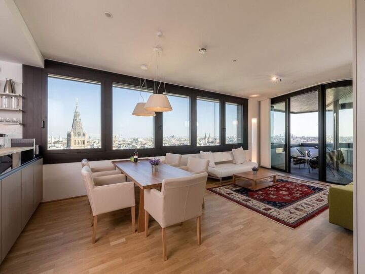 Exclusive 2-Bed Apartment in Wien, Sleeps 4, 1012, Wien, Austria