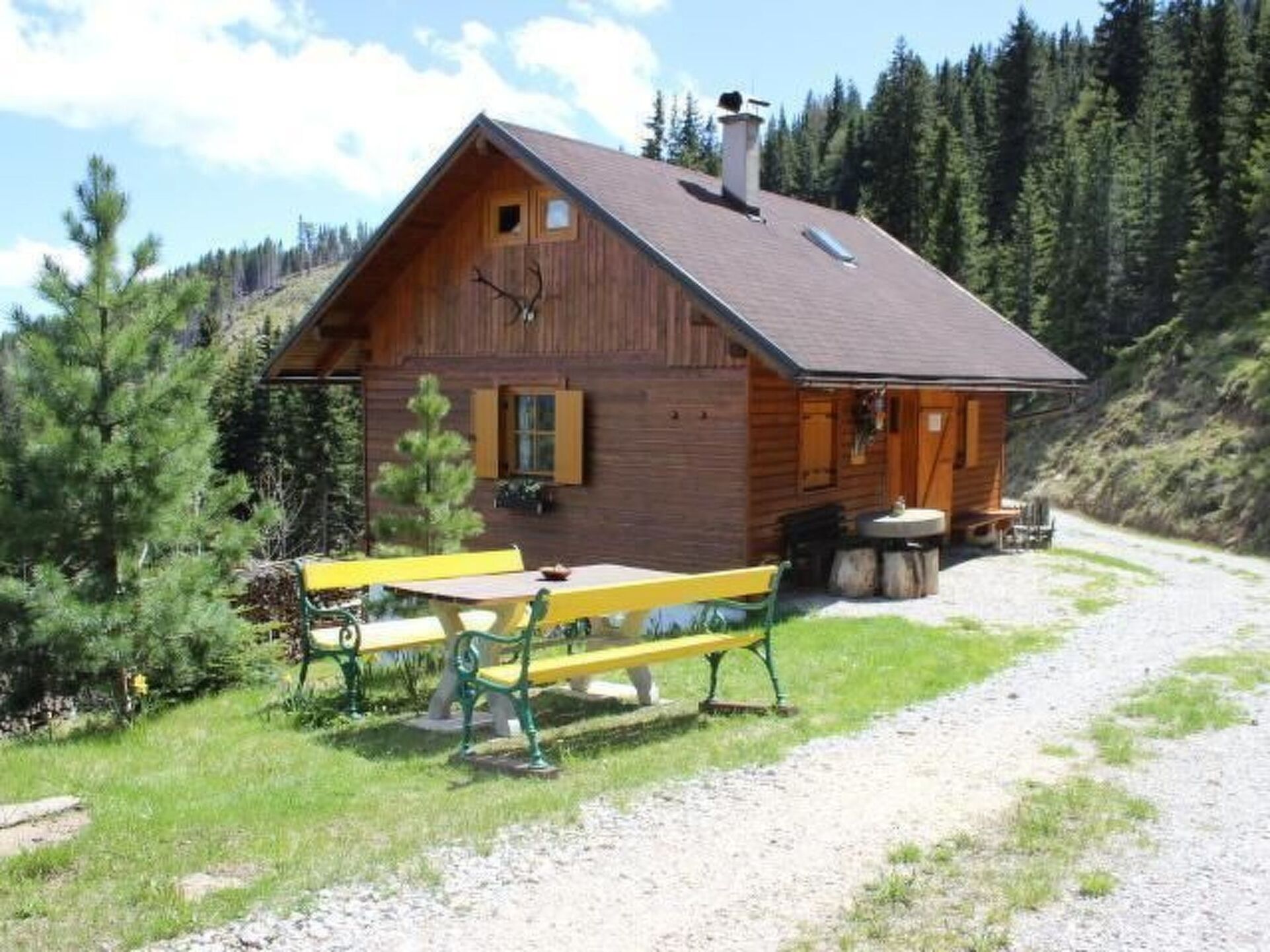 Tranquil 3-Bed House in Wolfsberg, Sleeps 3, 1076