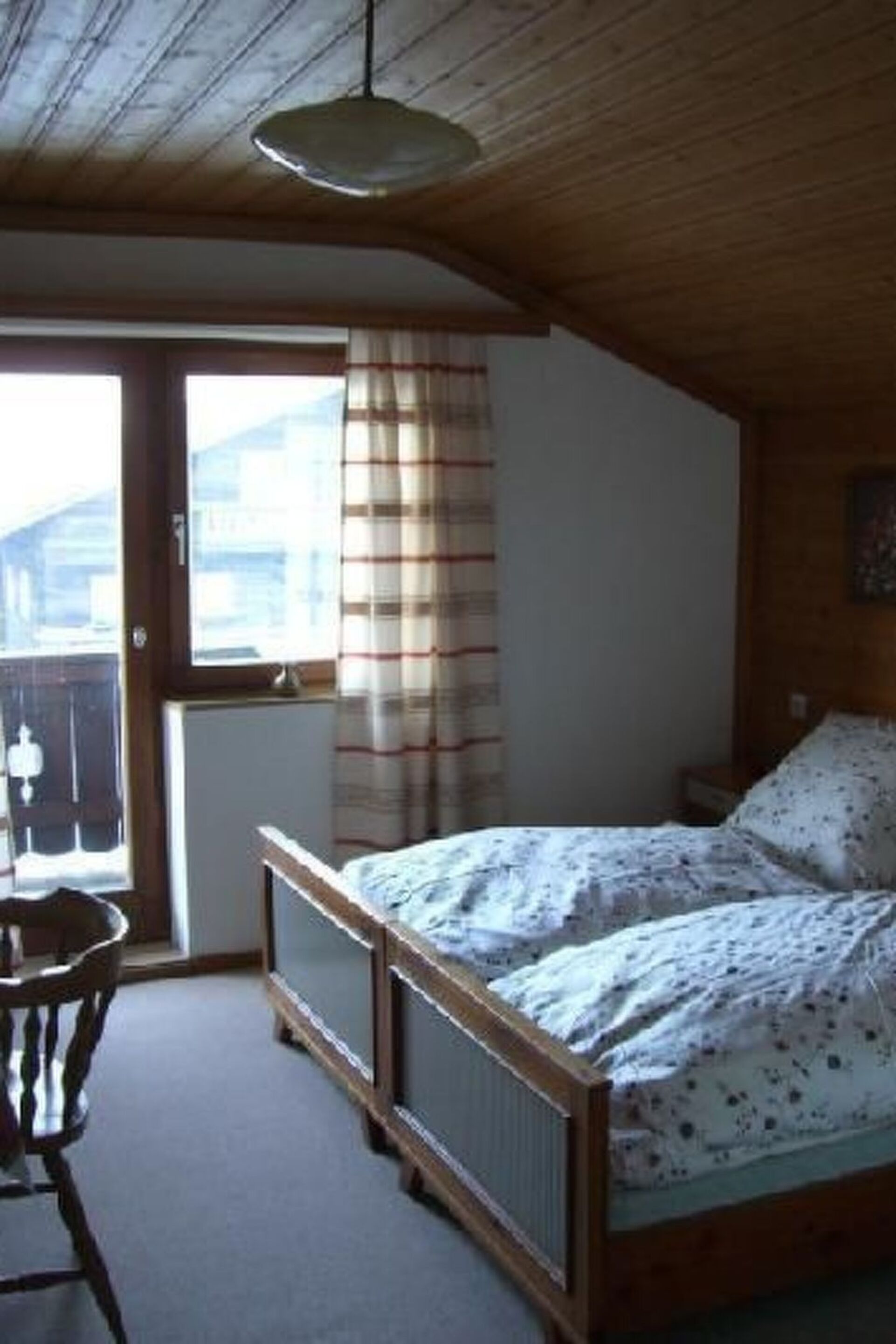 Serene 9-Bed House in Zell am See, Sleeps 19, 1122
