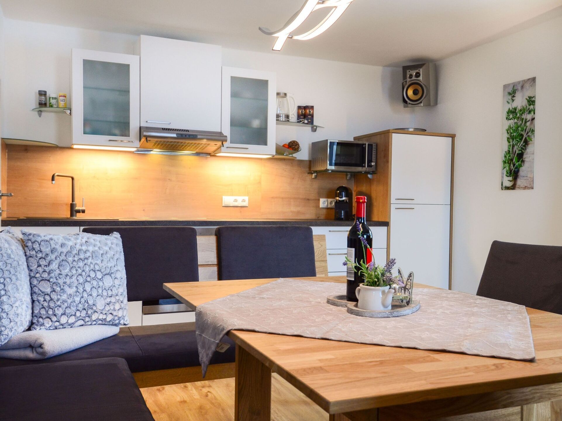 Kitchen / Dining Room
