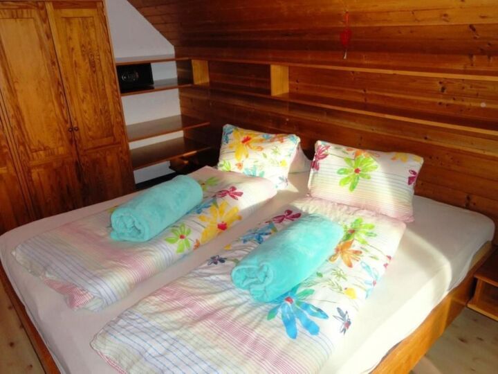 1-Bed Apartment in Spittal an der Drau, Sleeps 3, 1064