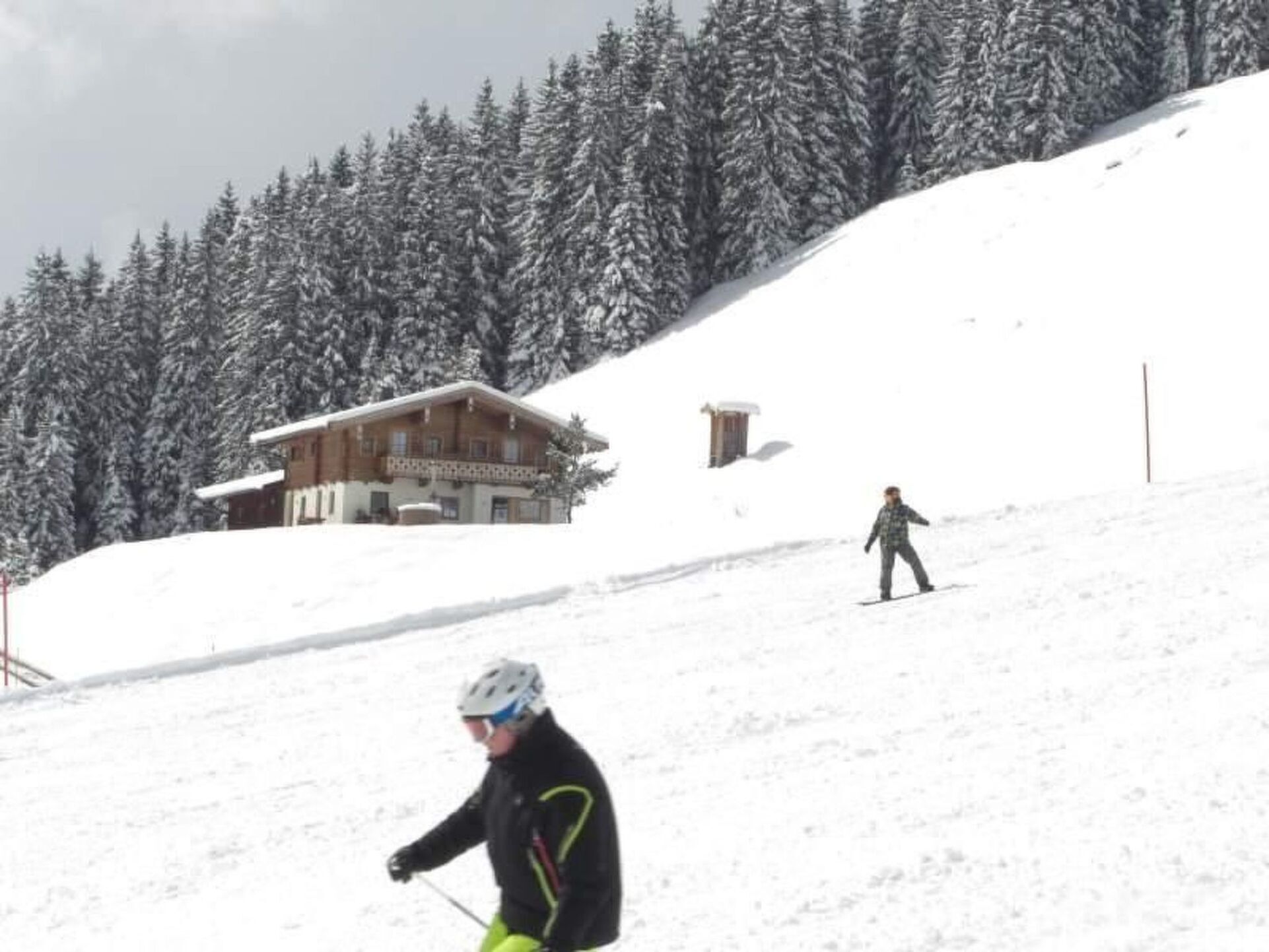 Luxurious 4-Bed House in Zell am See, Sleeps 7, 1125