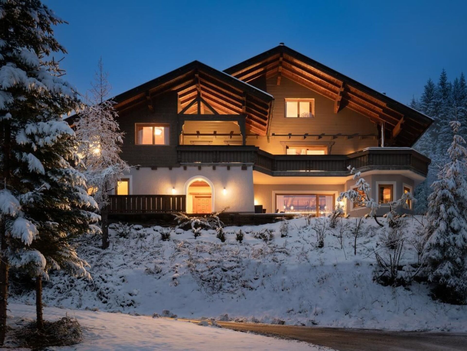8-Bed House in Sankt Johann im Pongau, Sleeps 20, 1126