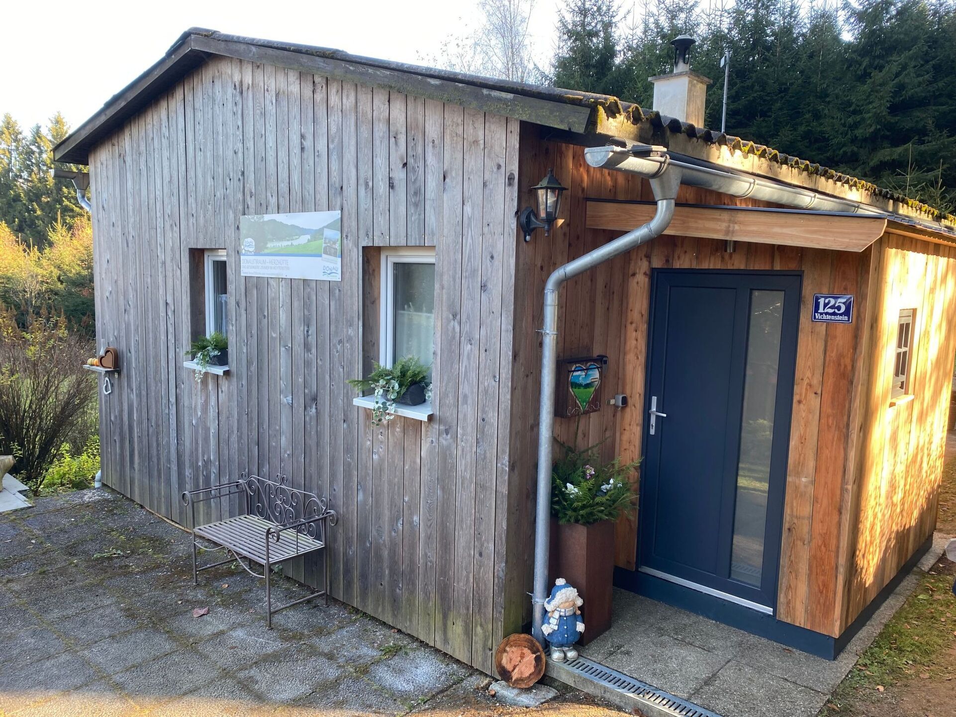 Spacious 1-Bed House in Scharding, Sleeps 2, 1007