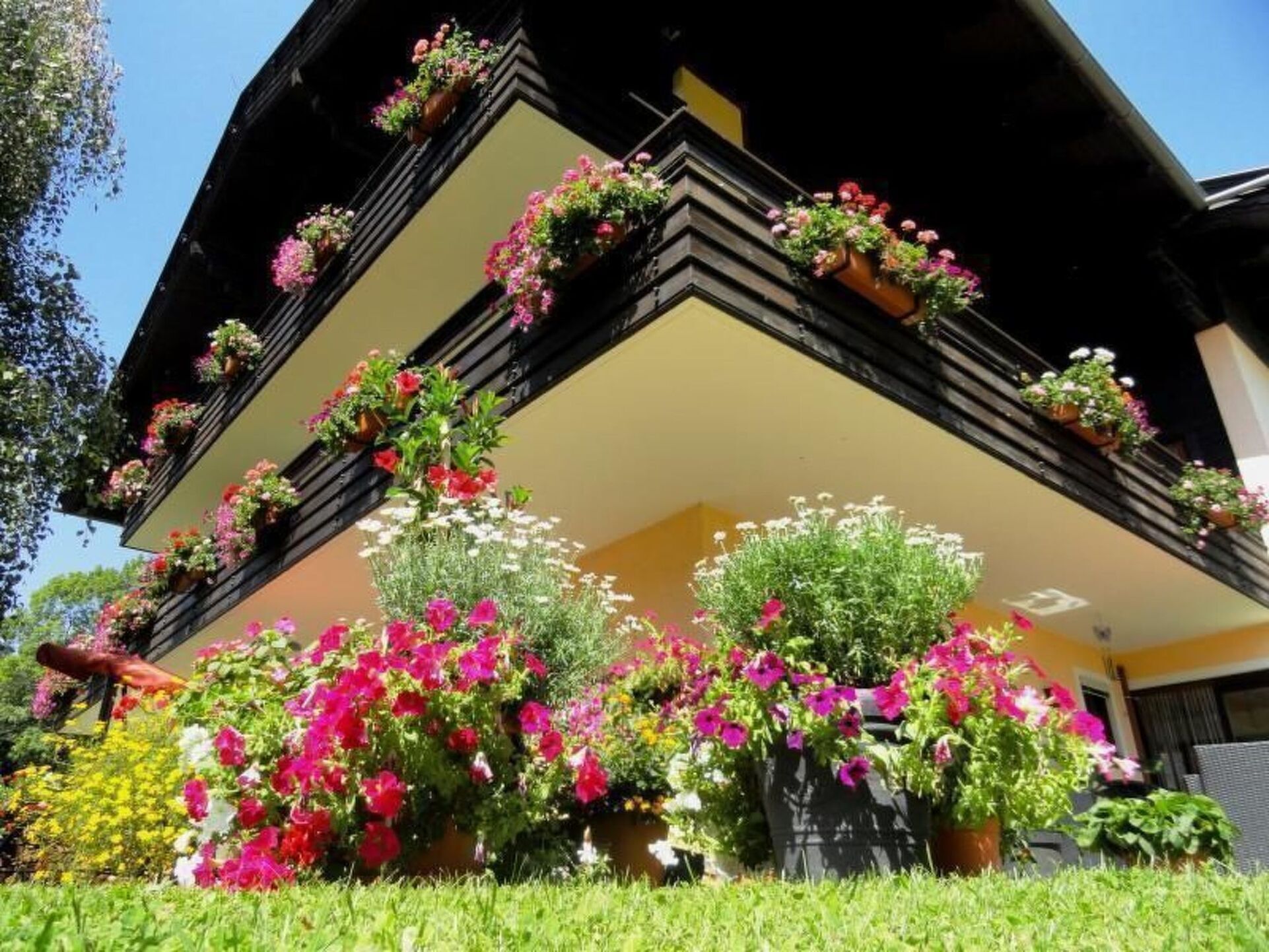 2-Bed Apartment in Spittal an der Drau, Sleeps 6, 1079