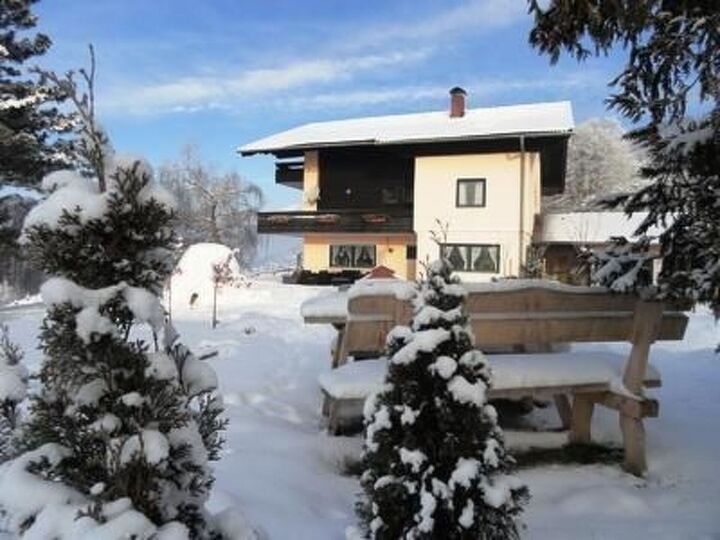 2-Bed Apartment in Spittal an der Drau, Sleeps 6, 1079