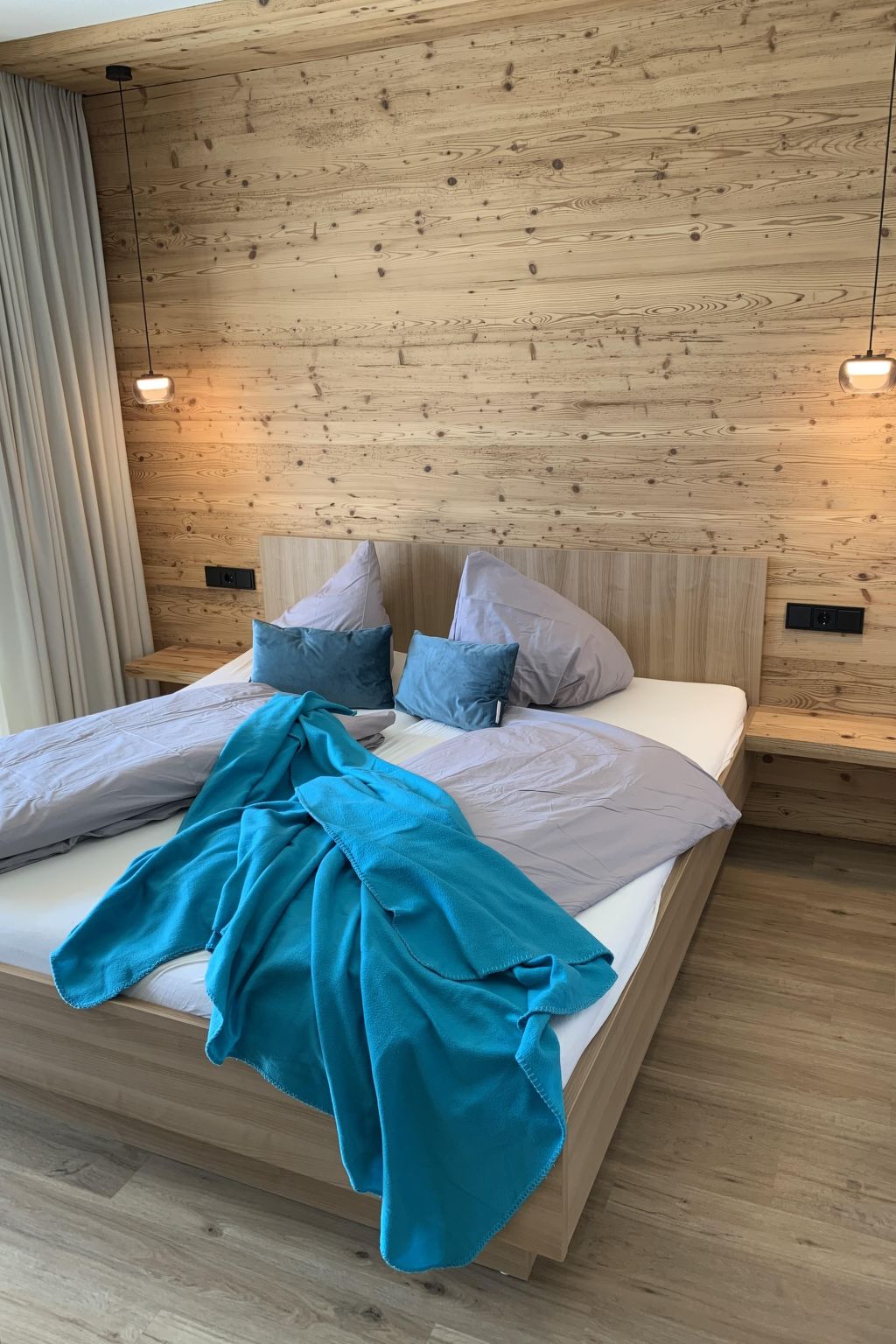 2-Bed Apartment in Bregenz, Sleeps 4, 1043