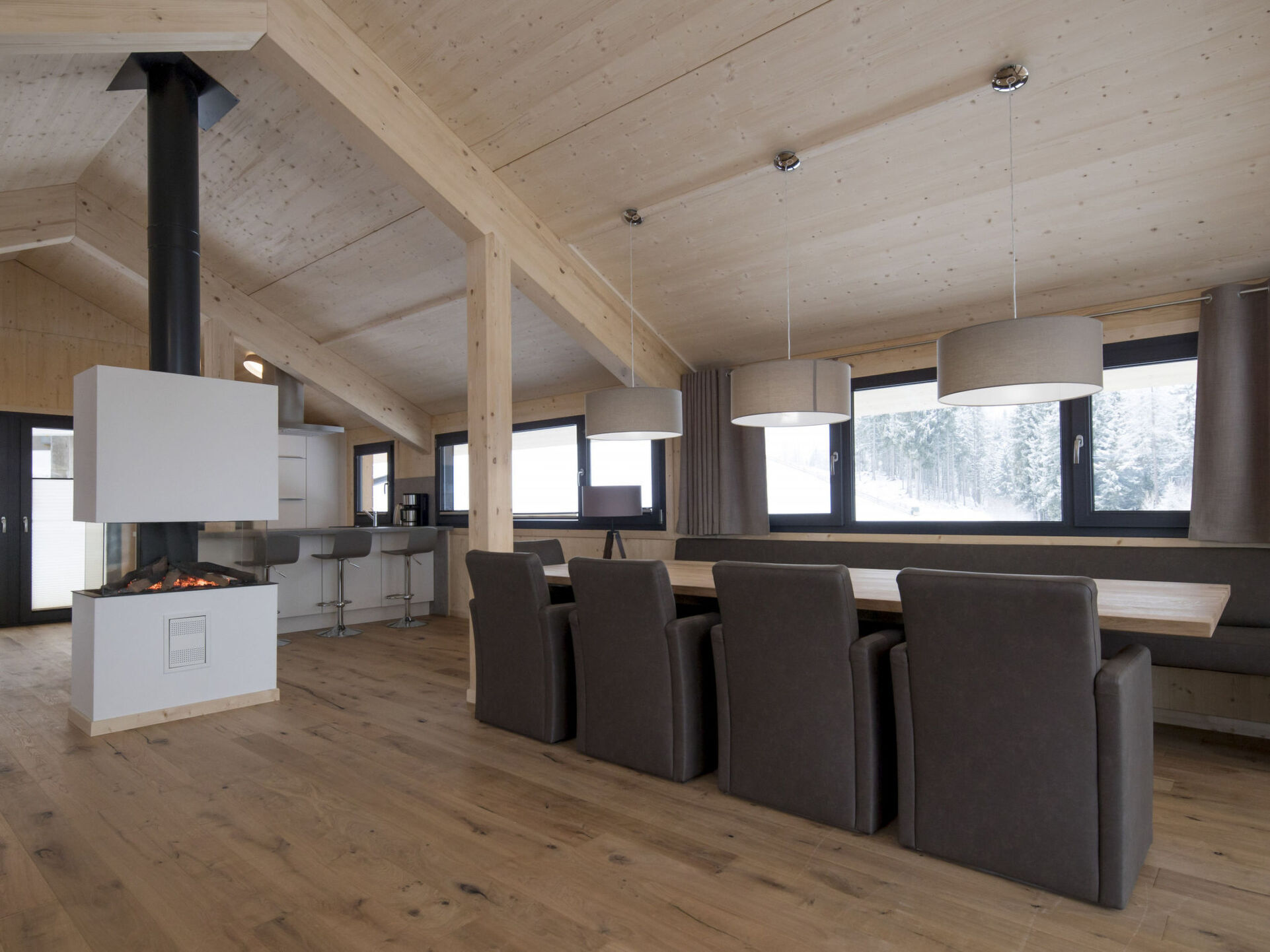 Kitchen / Dining Room