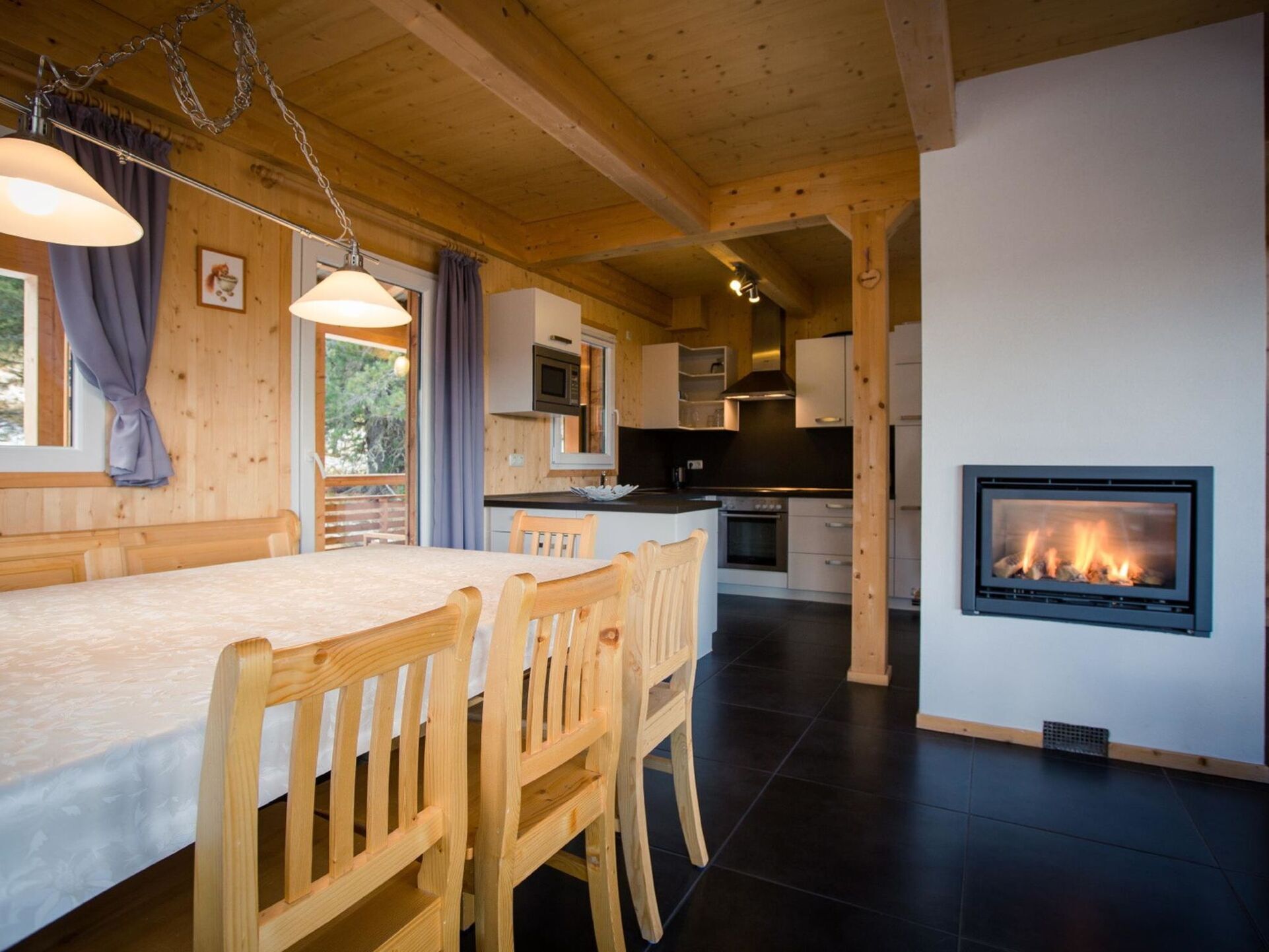 Kitchen / Dining Room