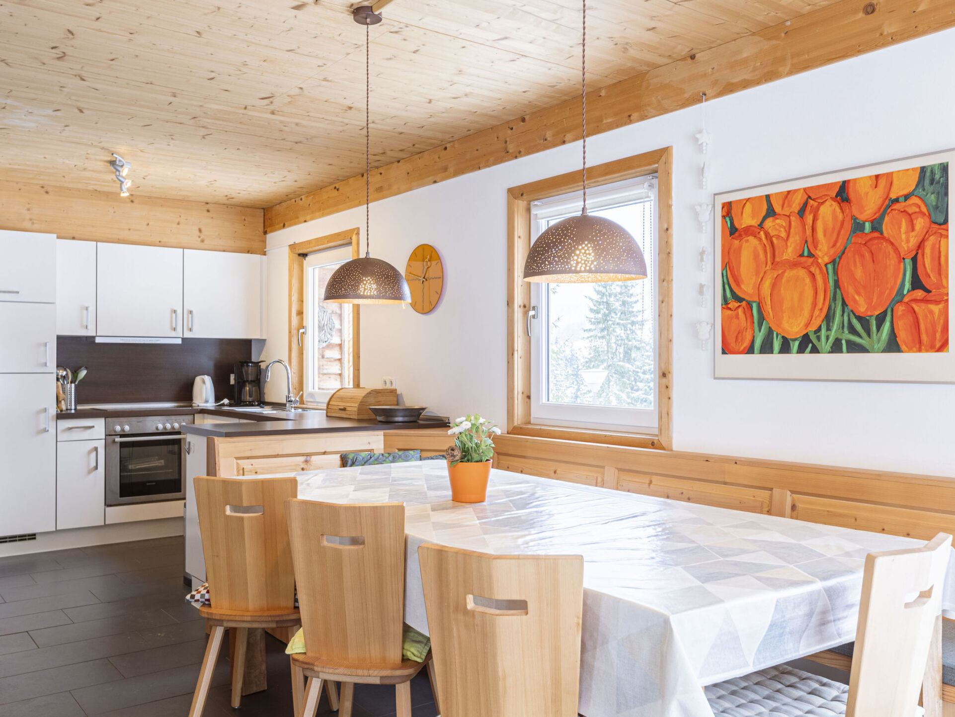 Kitchen / Dining Room