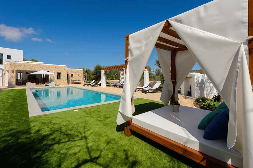 Luxury Countryside Escape, Ibiza Villa 1081