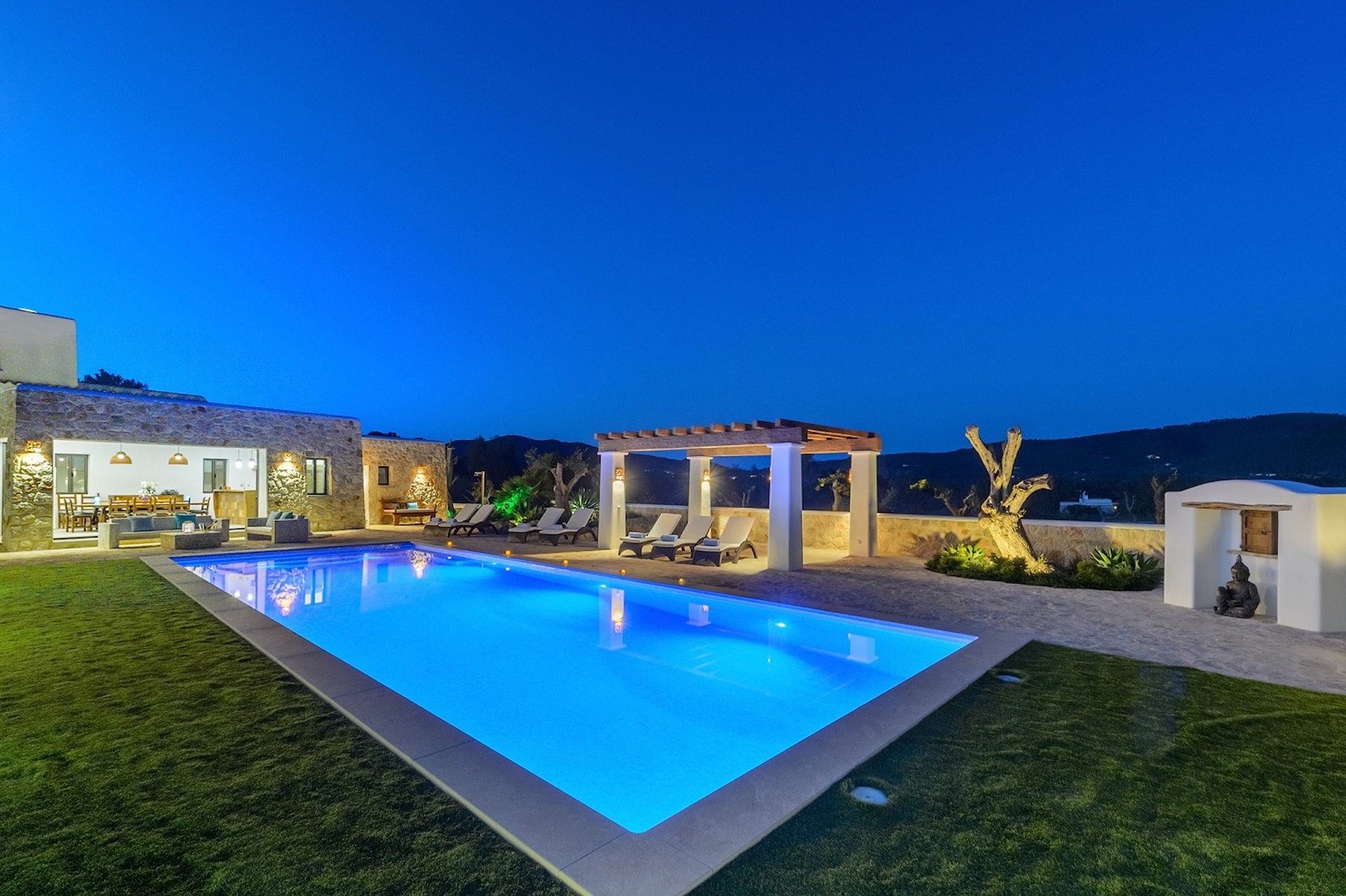 Luxury Countryside Escape, Ibiza Villa 1081