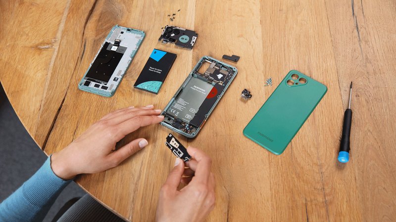 Fairphone 4, credit to Fairphone