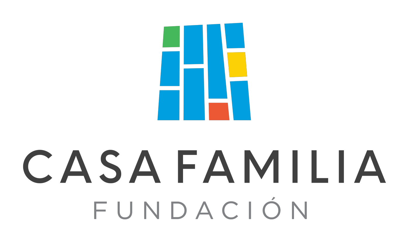 Logo Fundación Casa Familia