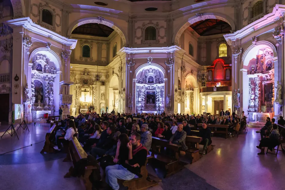 Music, community and glocal impact: the evolution of AVANT Festival